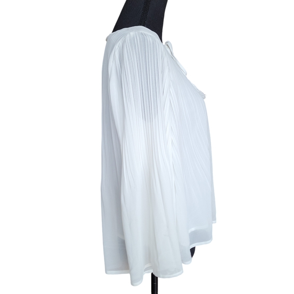 Miss Me Chic Cottagecore White Pleated Tassel Long Sleeve Blouse Women's Size L - Picture 2 of 14